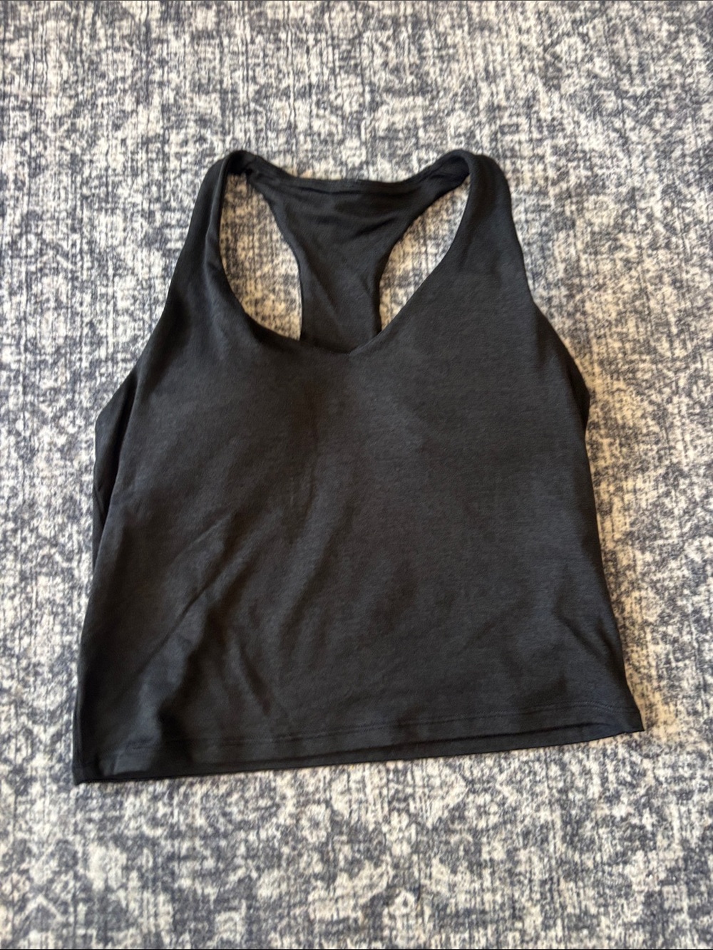 Vuori Women’s Halo Performance Crop 2.0 Tank Top - medium - black